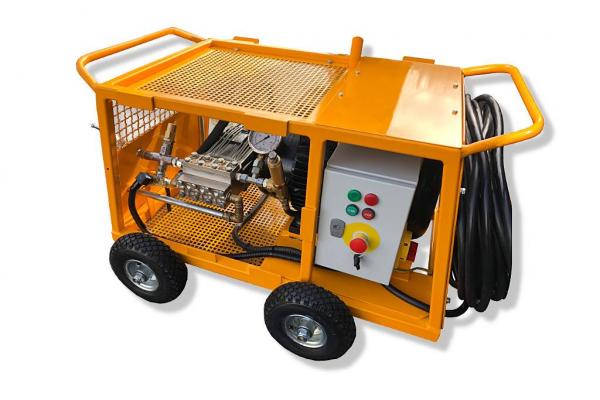 agregat-elektryczny-kolowy-do-prob-500bar-02